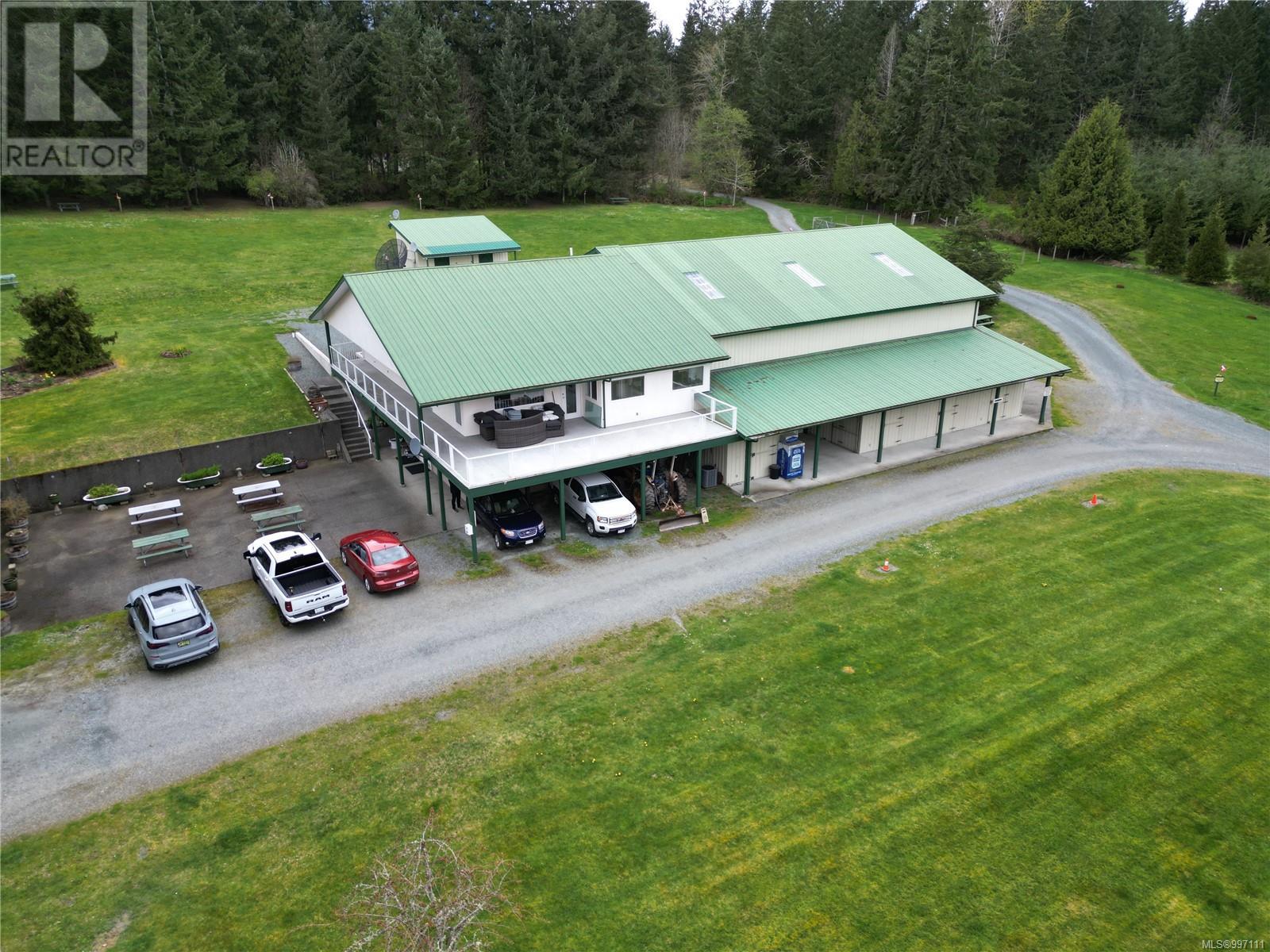 8682 Trans Canada Hwy - 10