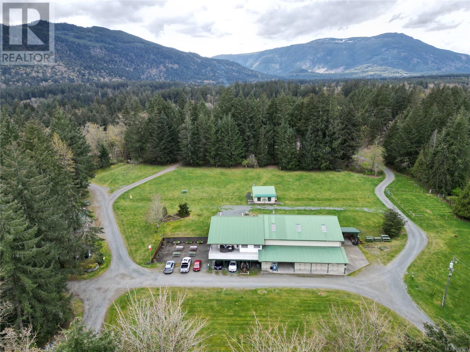 8682 TRANS CANADA HWY - 13