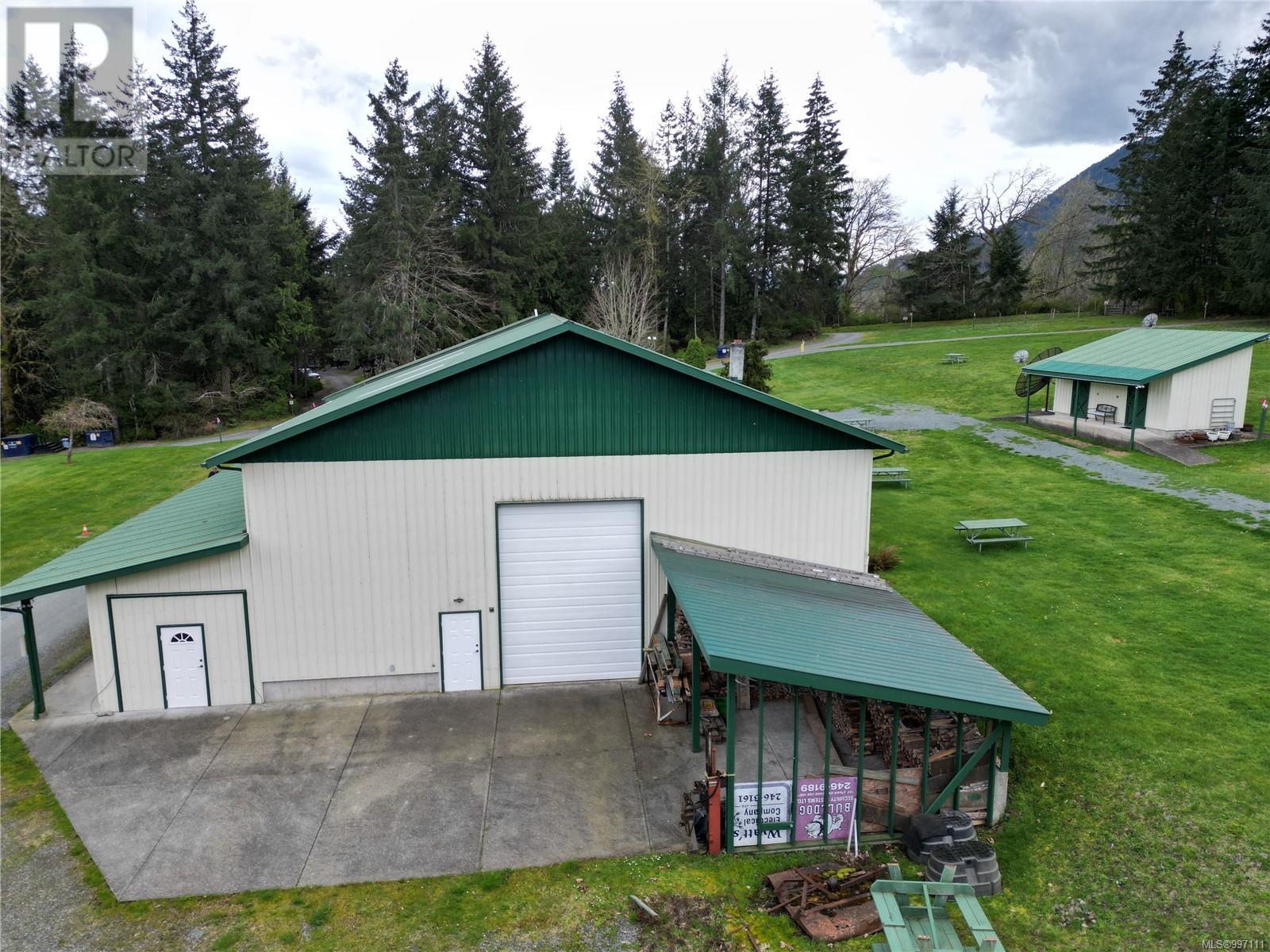 8682 TRANS CANADA HWY - 16