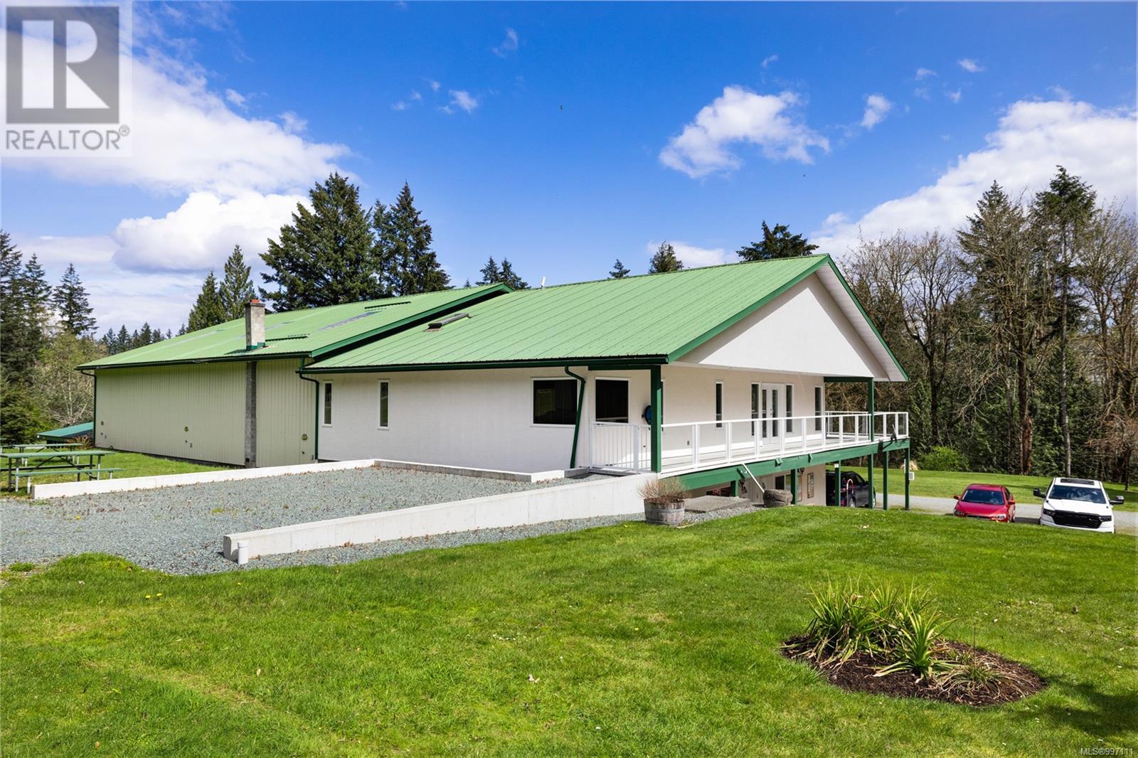 8682 TRANS CANADA HWY - 17