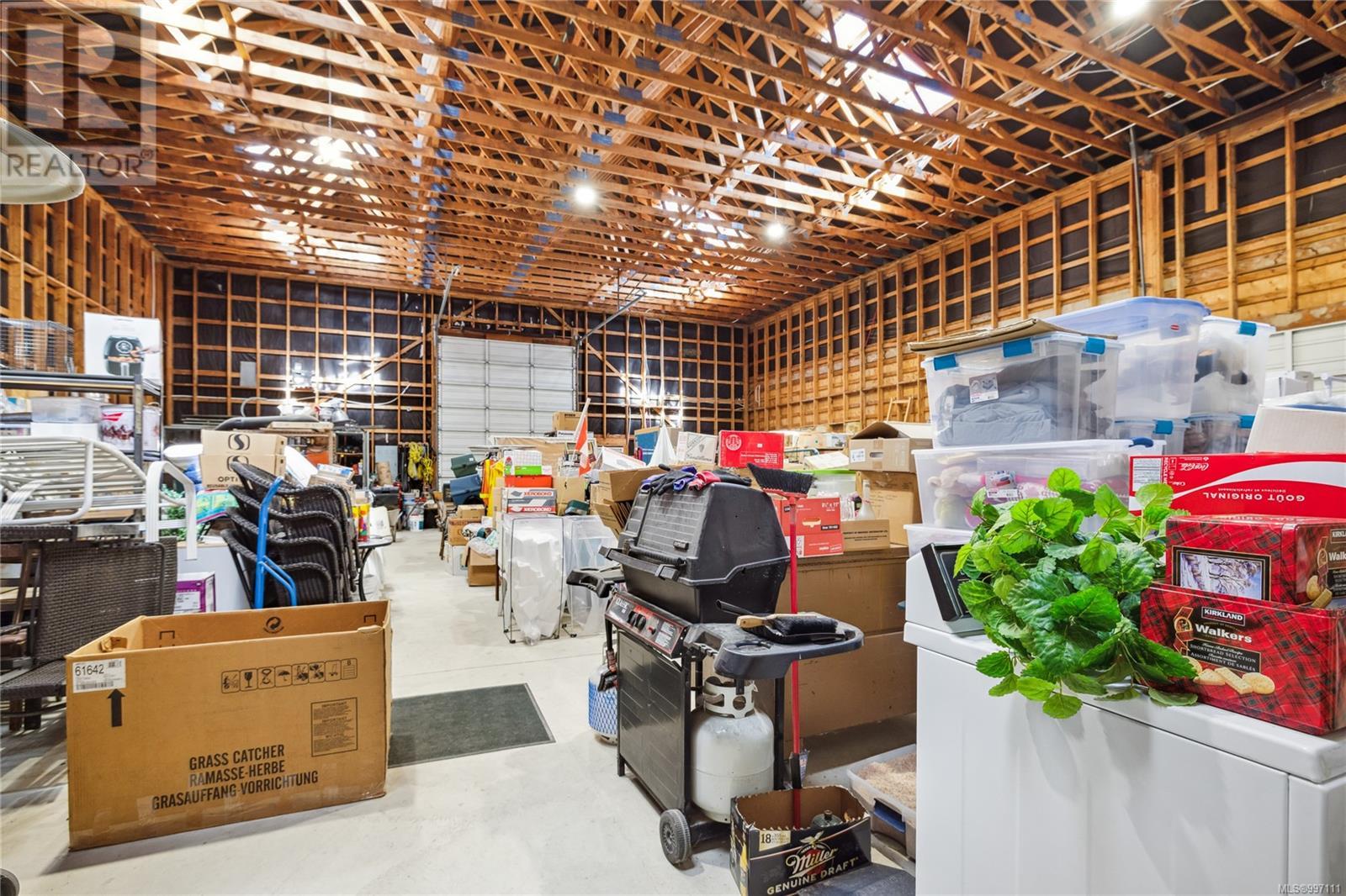 8682 TRANS CANADA HWY - 21