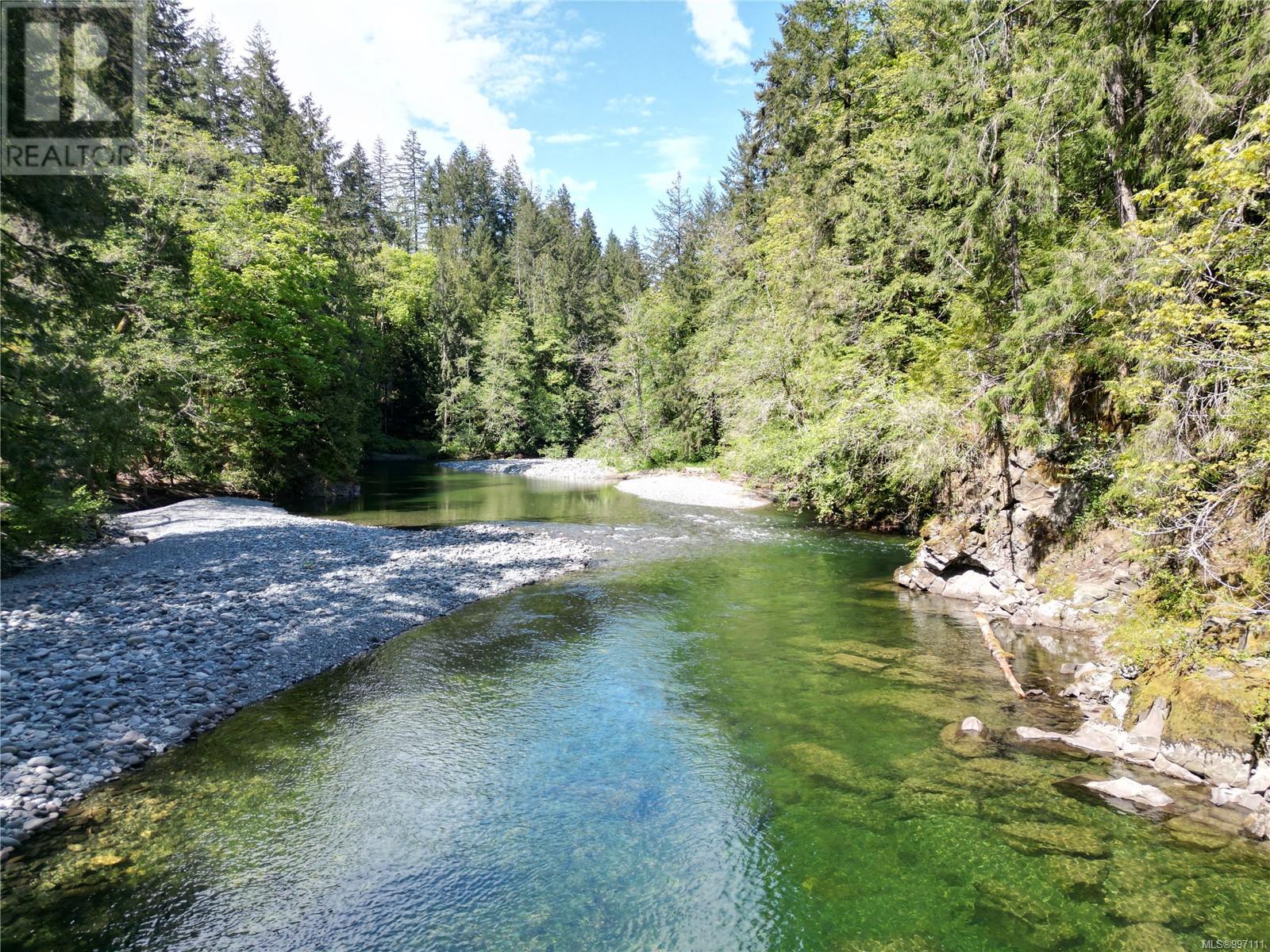 8682 TRANS CANADA HWY - 24