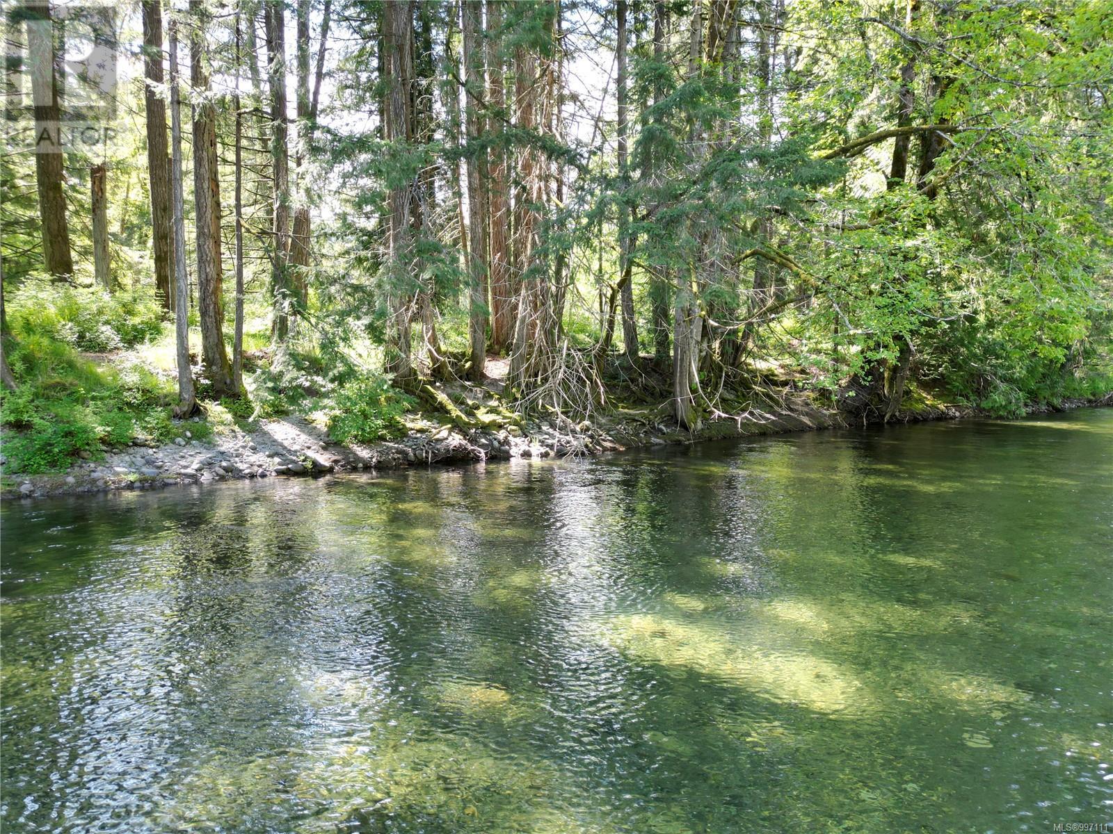 8682 TRANS CANADA HWY - 25