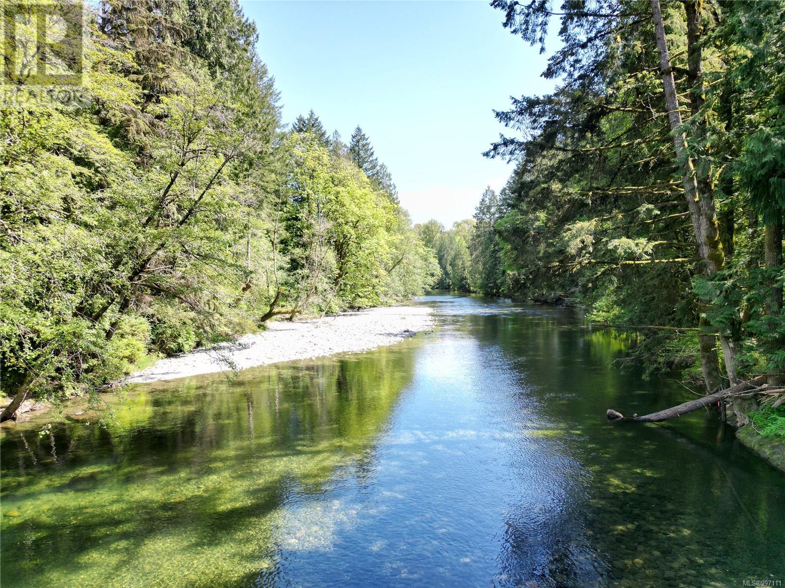 8682 TRANS CANADA HWY - 30