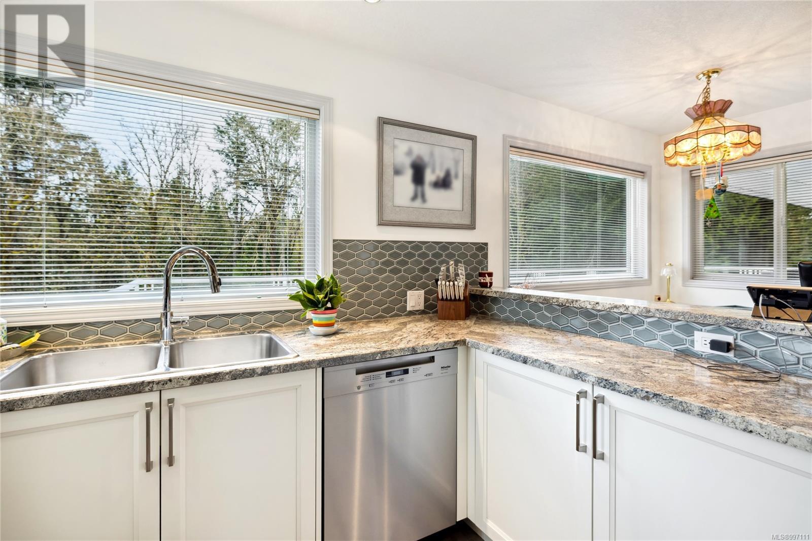 8682 TRANS CANADA HWY - 35