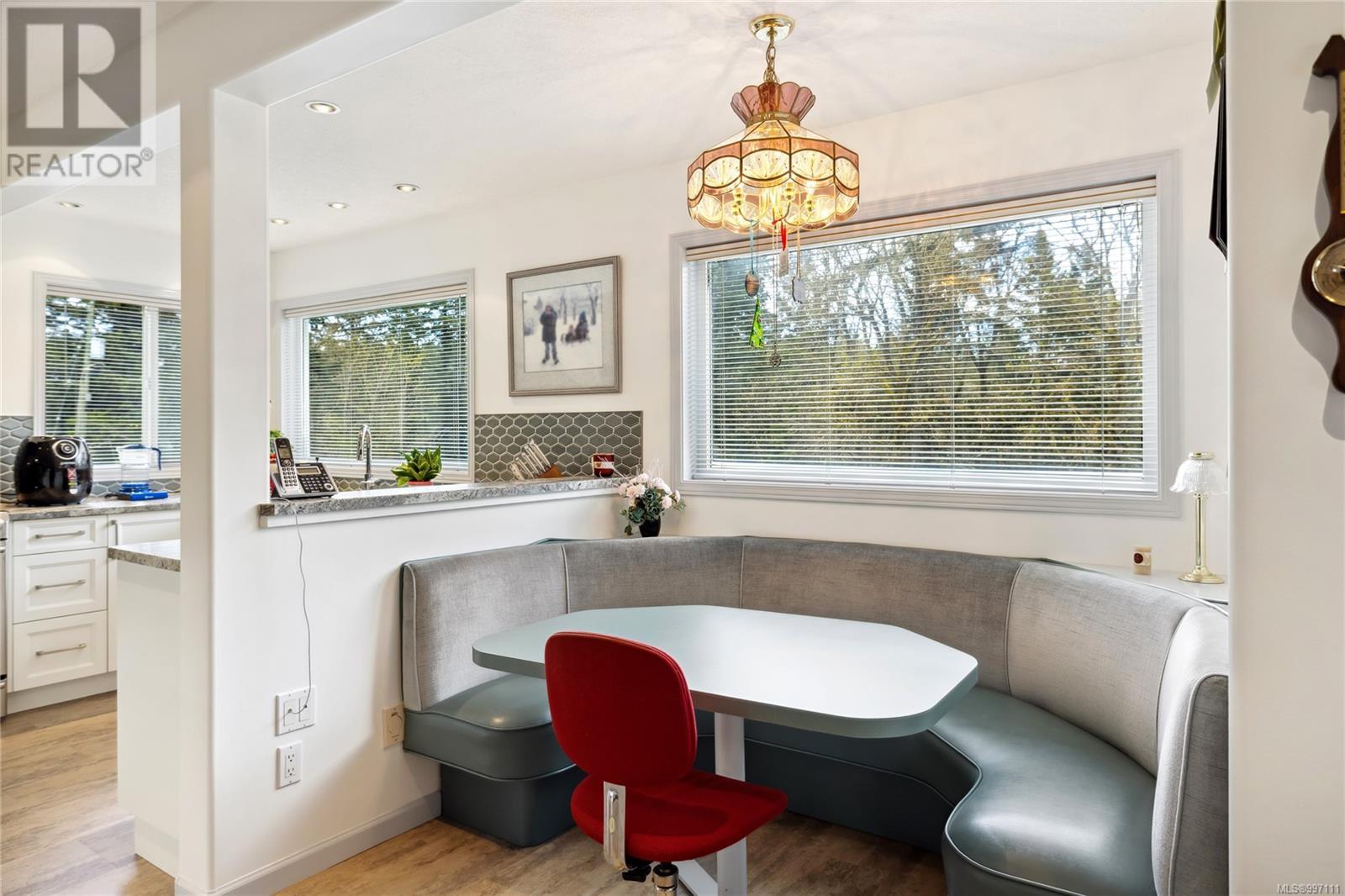 8682 TRANS CANADA HWY - 36