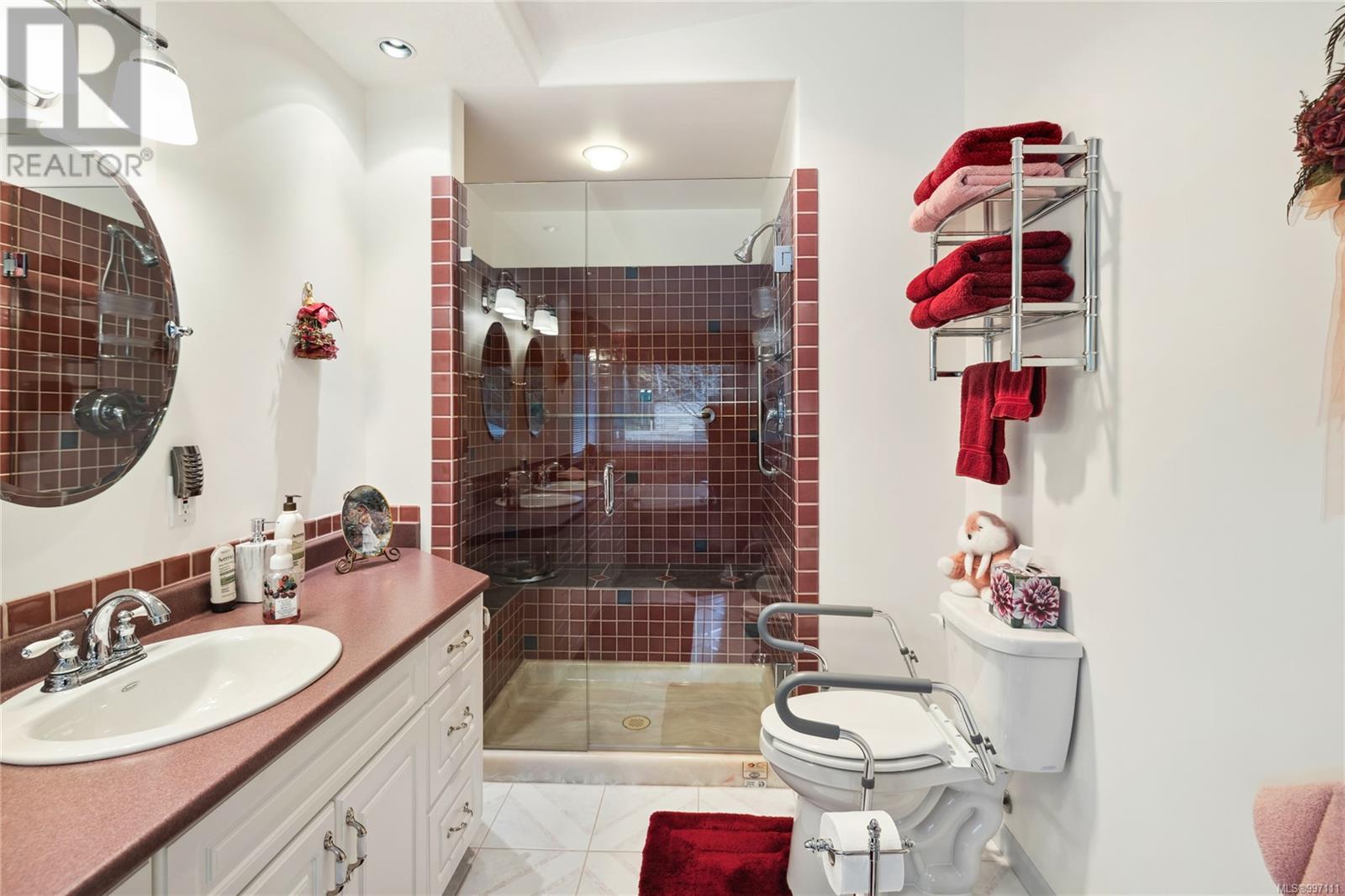 8682 TRANS CANADA HWY - 48