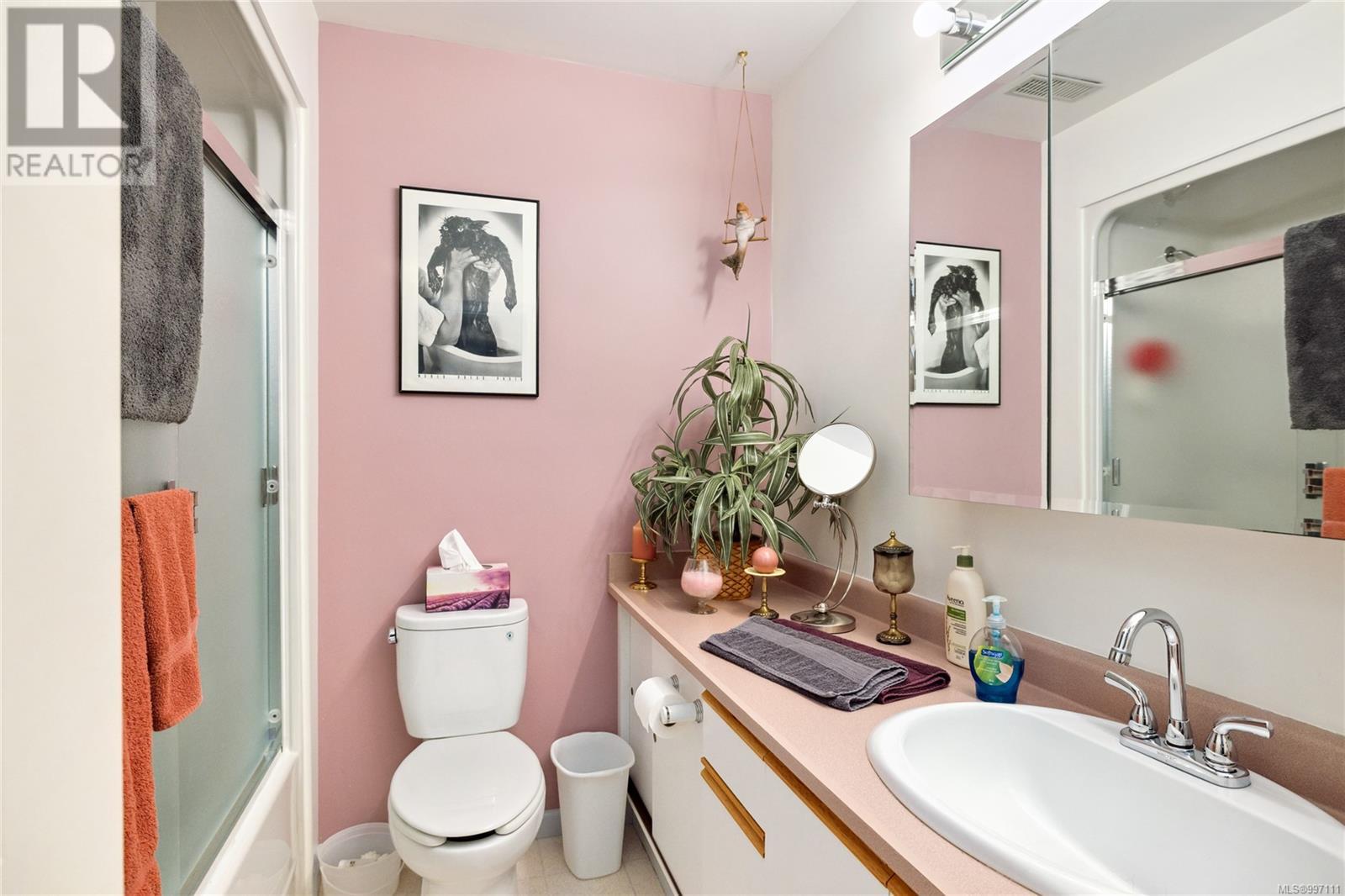 8682 TRANS CANADA HWY - 52