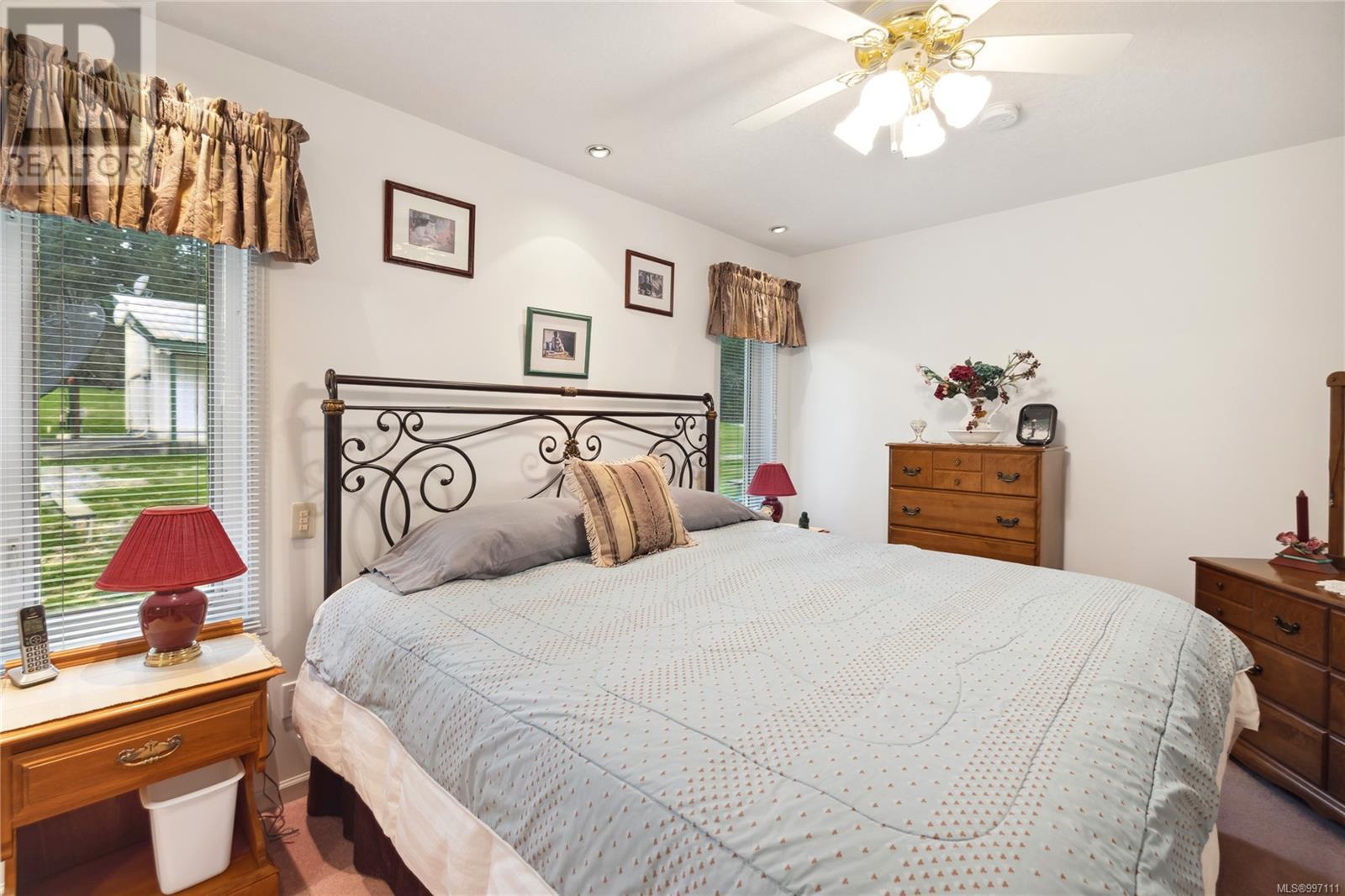 8682 TRANS CANADA HWY - 53