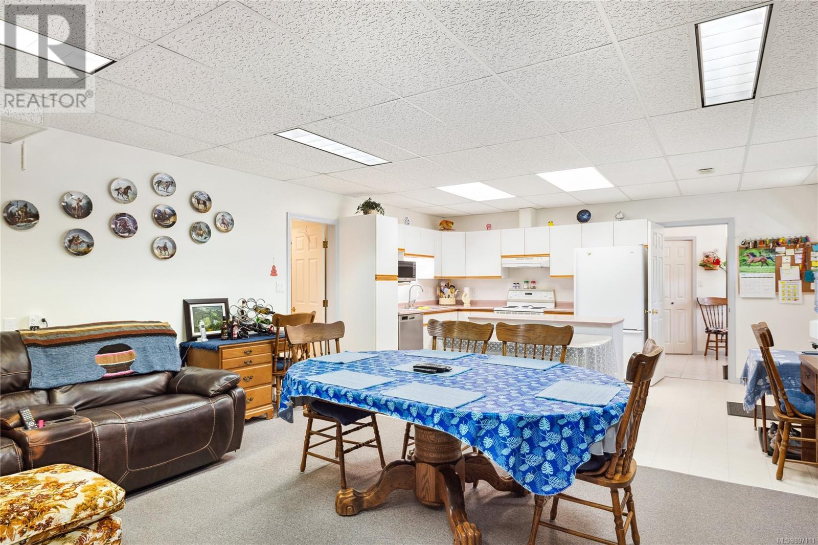 8682 TRANS CANADA HWY - 64