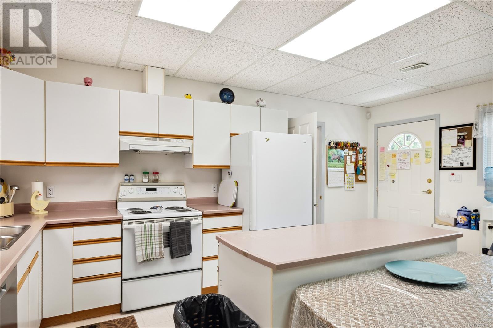 8682 TRANS CANADA HWY - 67