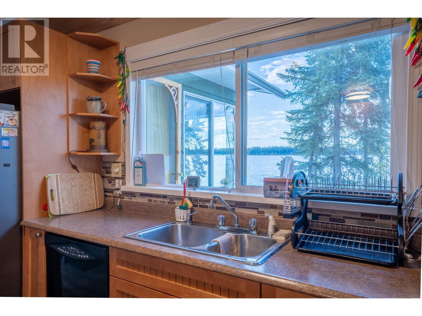 Photo 23 of 52200 Lloyd Drive, Cluculz Lake BC