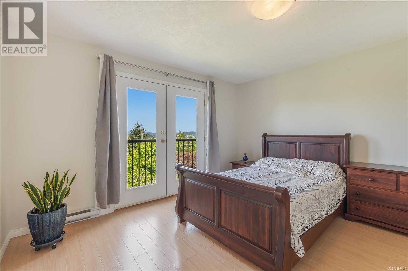 523 Louise Rd, Ladysmith