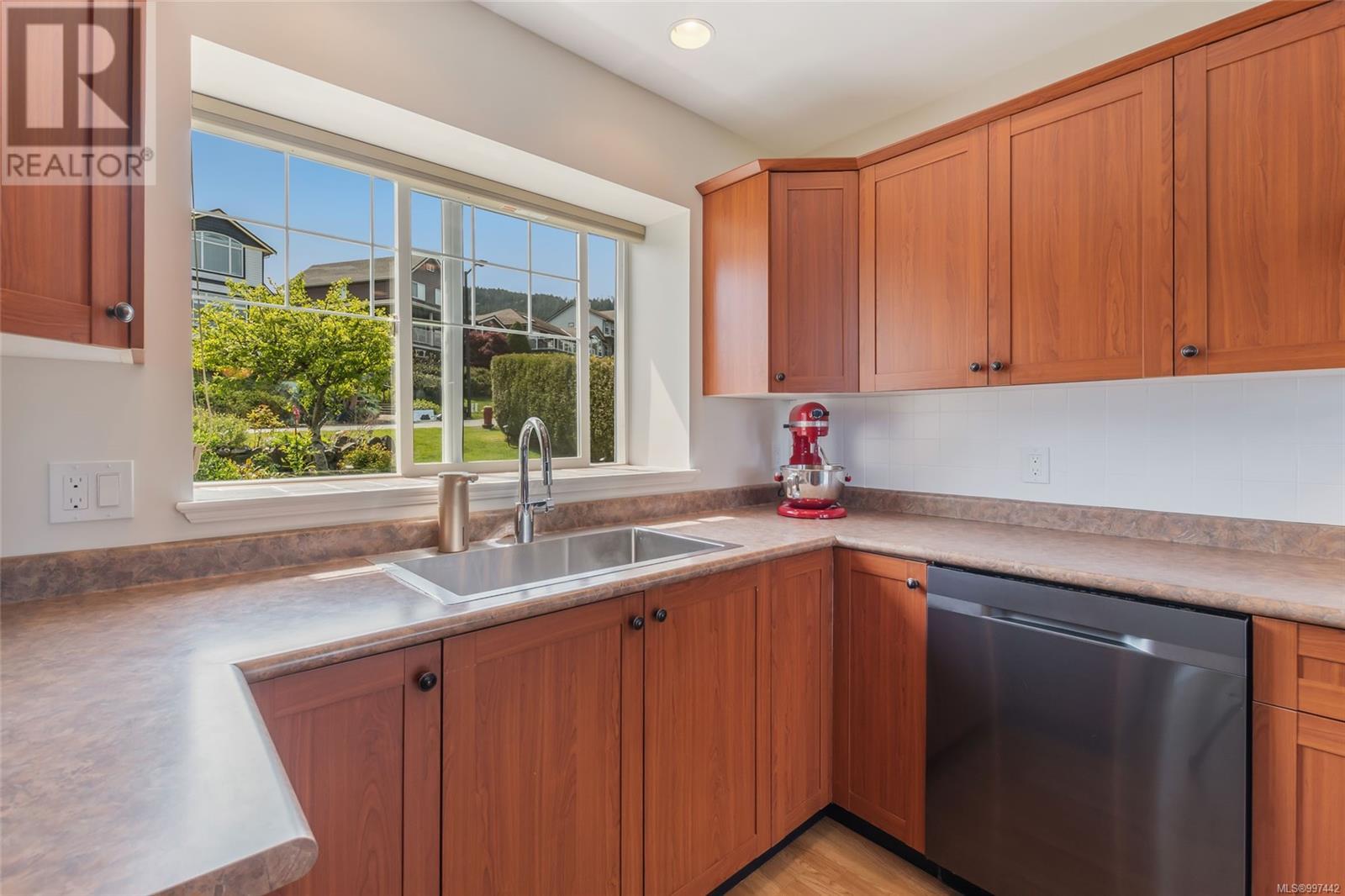 523 Louise Rd, Ladysmith