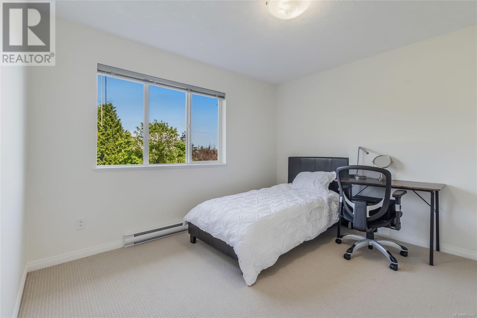 523 Louise Rd, Ladysmith