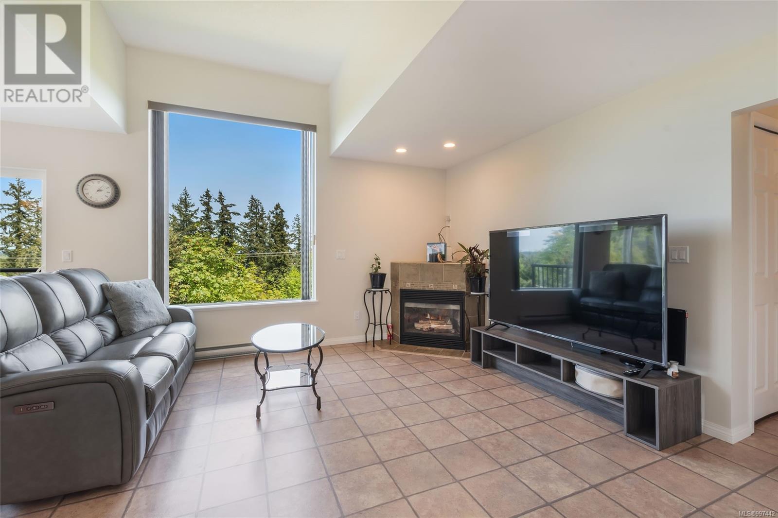 523 Louise Rd, Ladysmith
