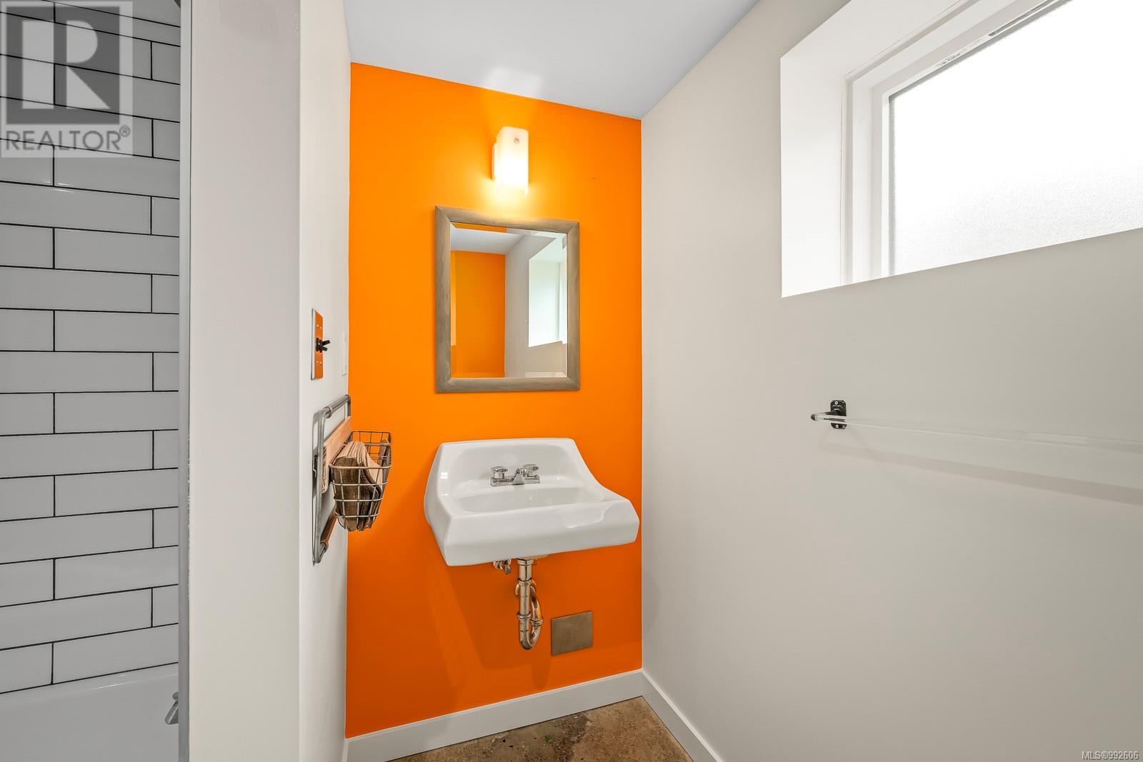 380 10th St, Courtenay real estate listing 992606