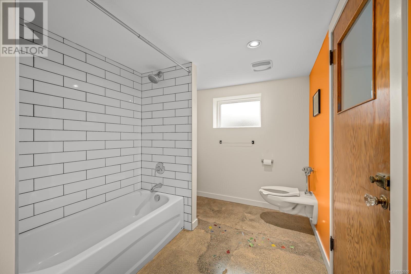 380 10th St, Courtenay real estate listing 992606