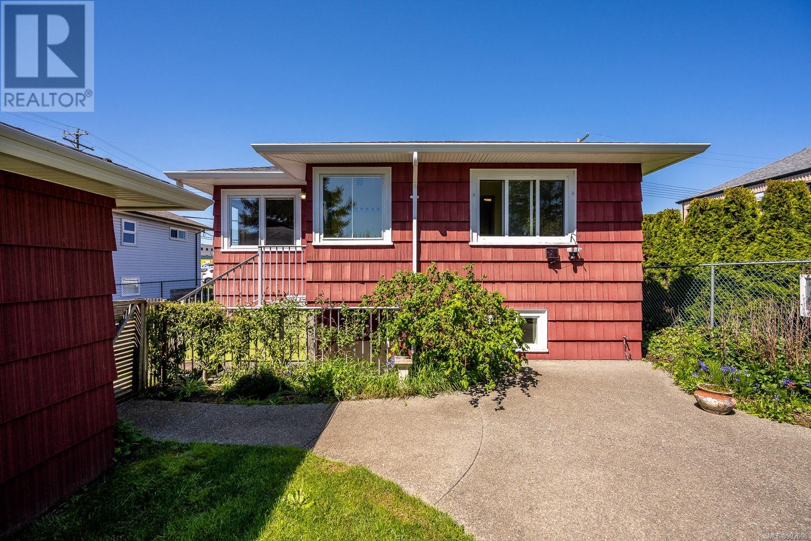 380 10th St, Courtenay real estate listing 992606