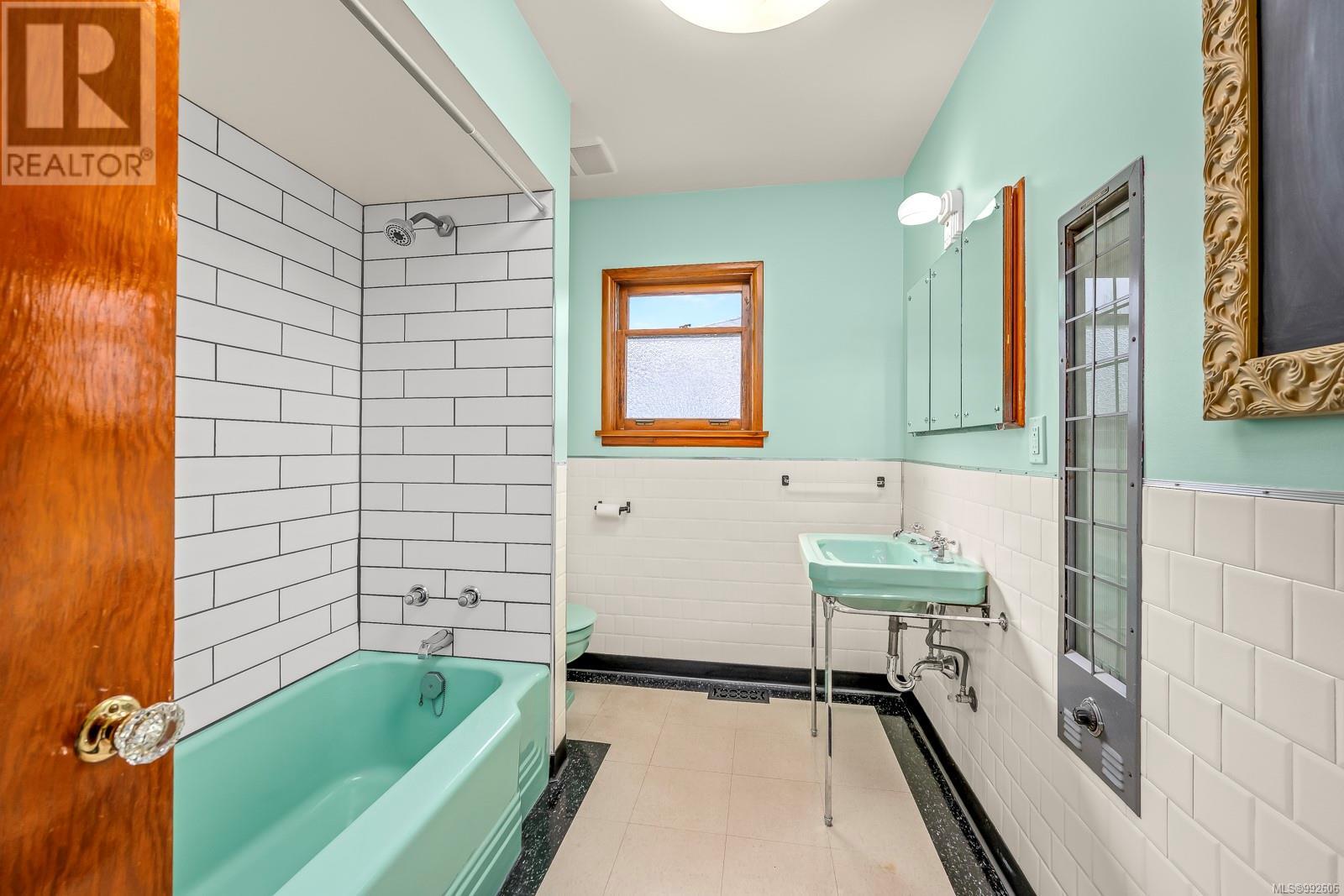 380 10th St, Courtenay real estate listing 992606
