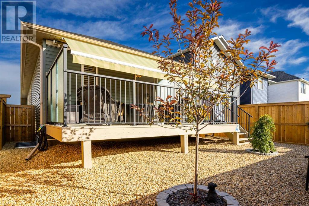 16 Emberside Green, Cochrane