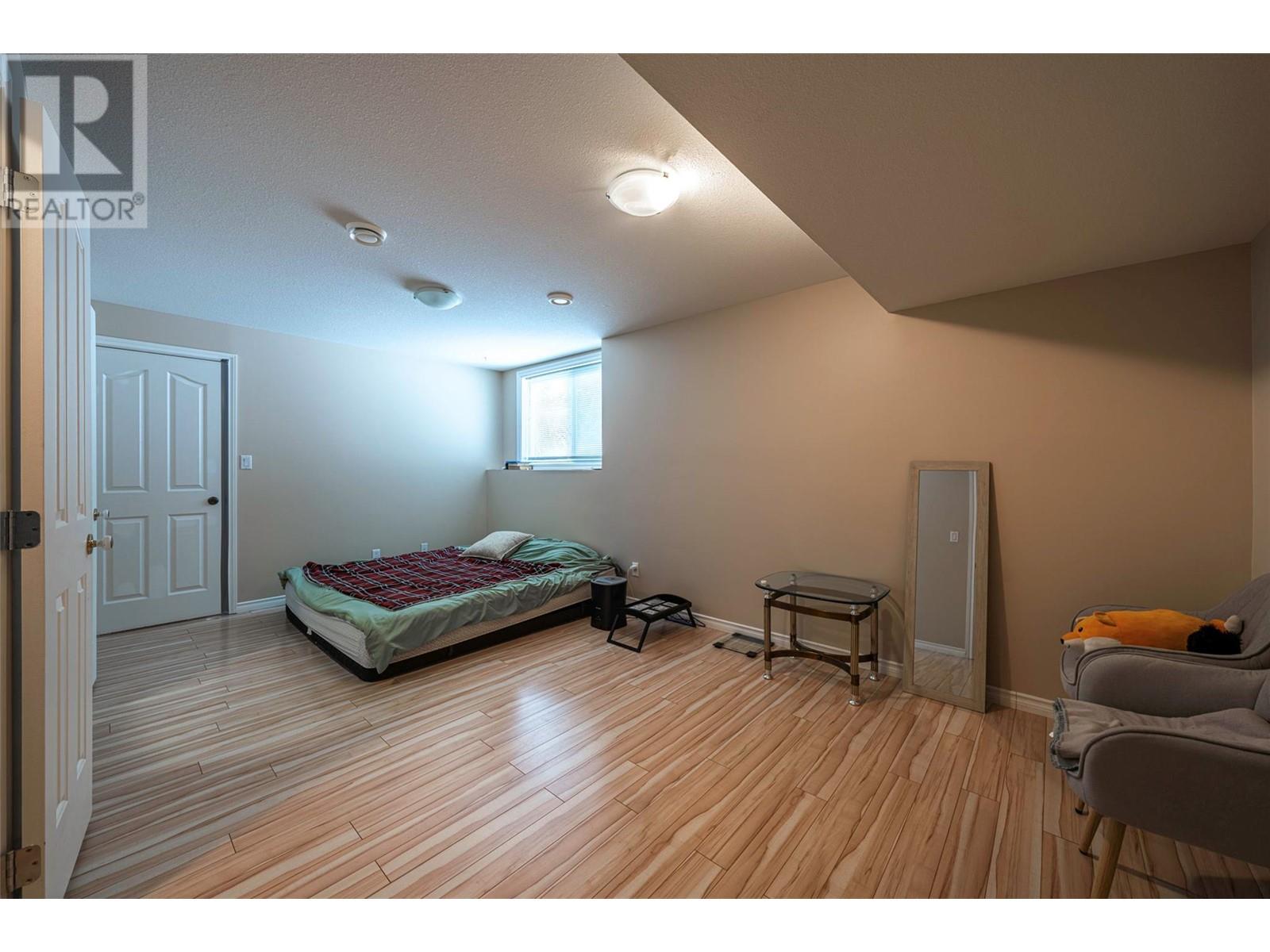  6769 Foothills Drive, Vernon