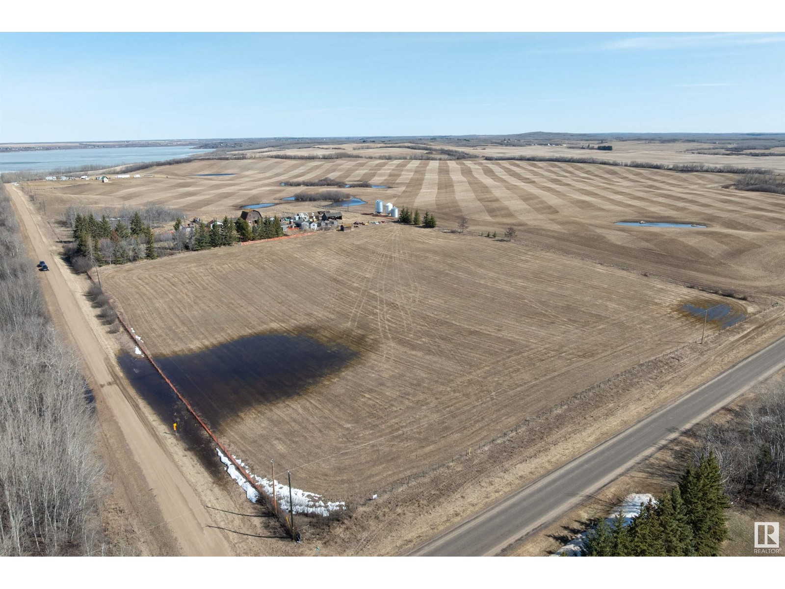 Photo 26 of 560011 Range Road 114, Rural Two Hills County AB