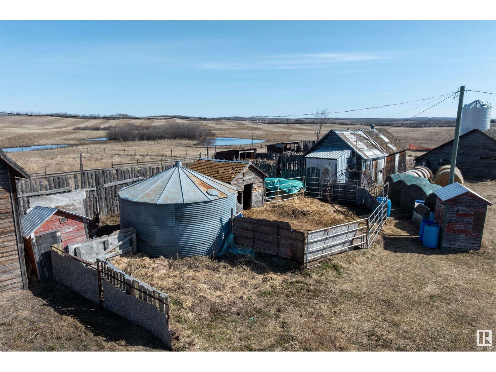 Photo 39 of 560011 Range Road 114, Rural Two Hills County AB
