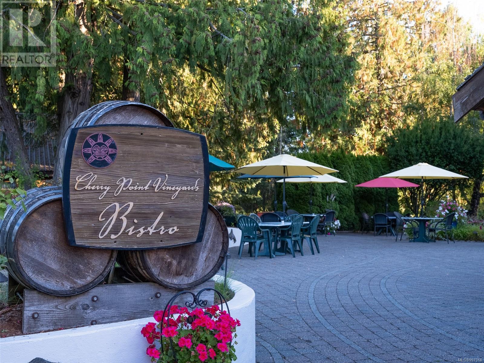  840 Cherry Point Road, Cobble Hill