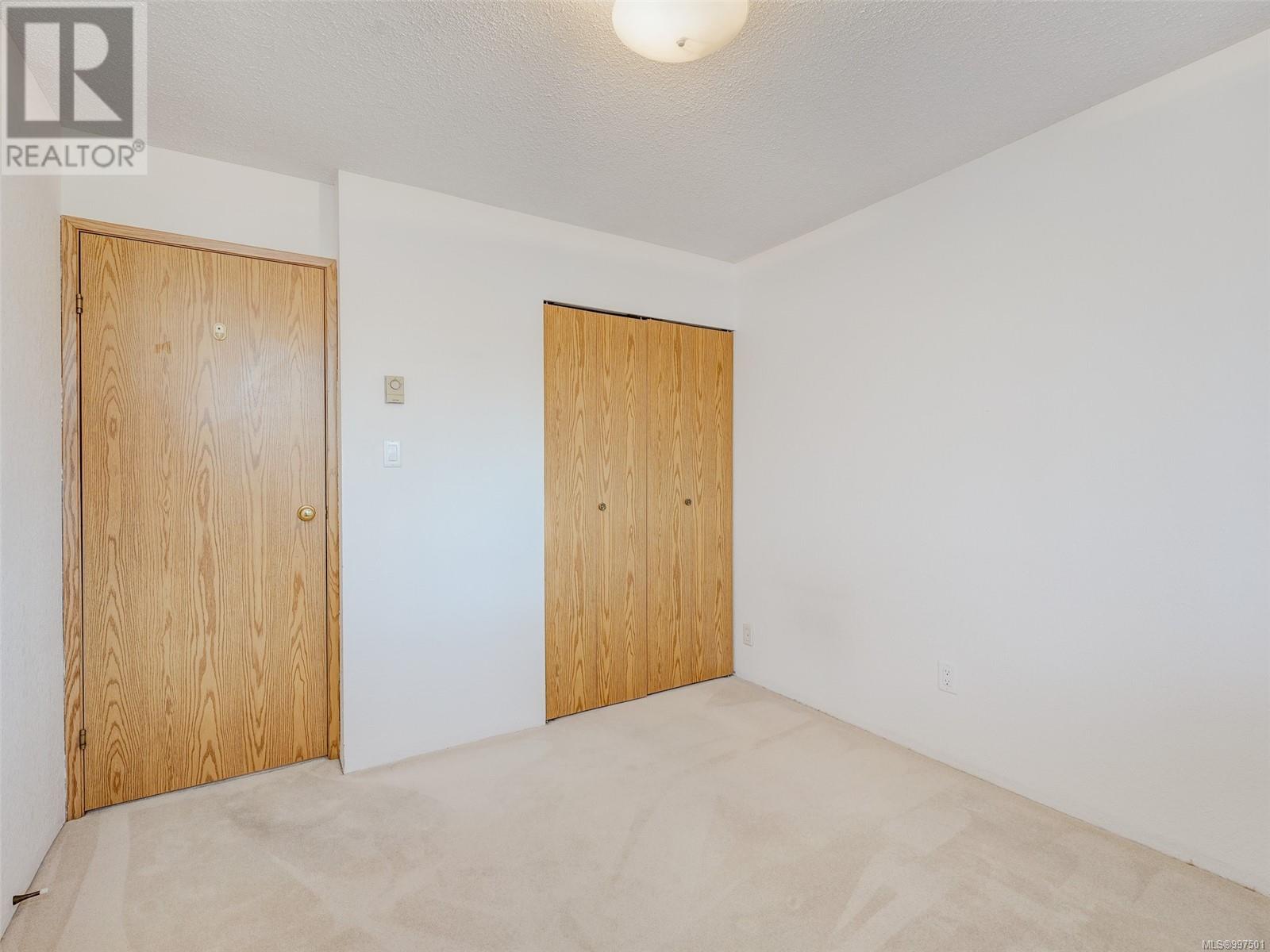 #404 1560 HILLSIDE AVE - Image 19
