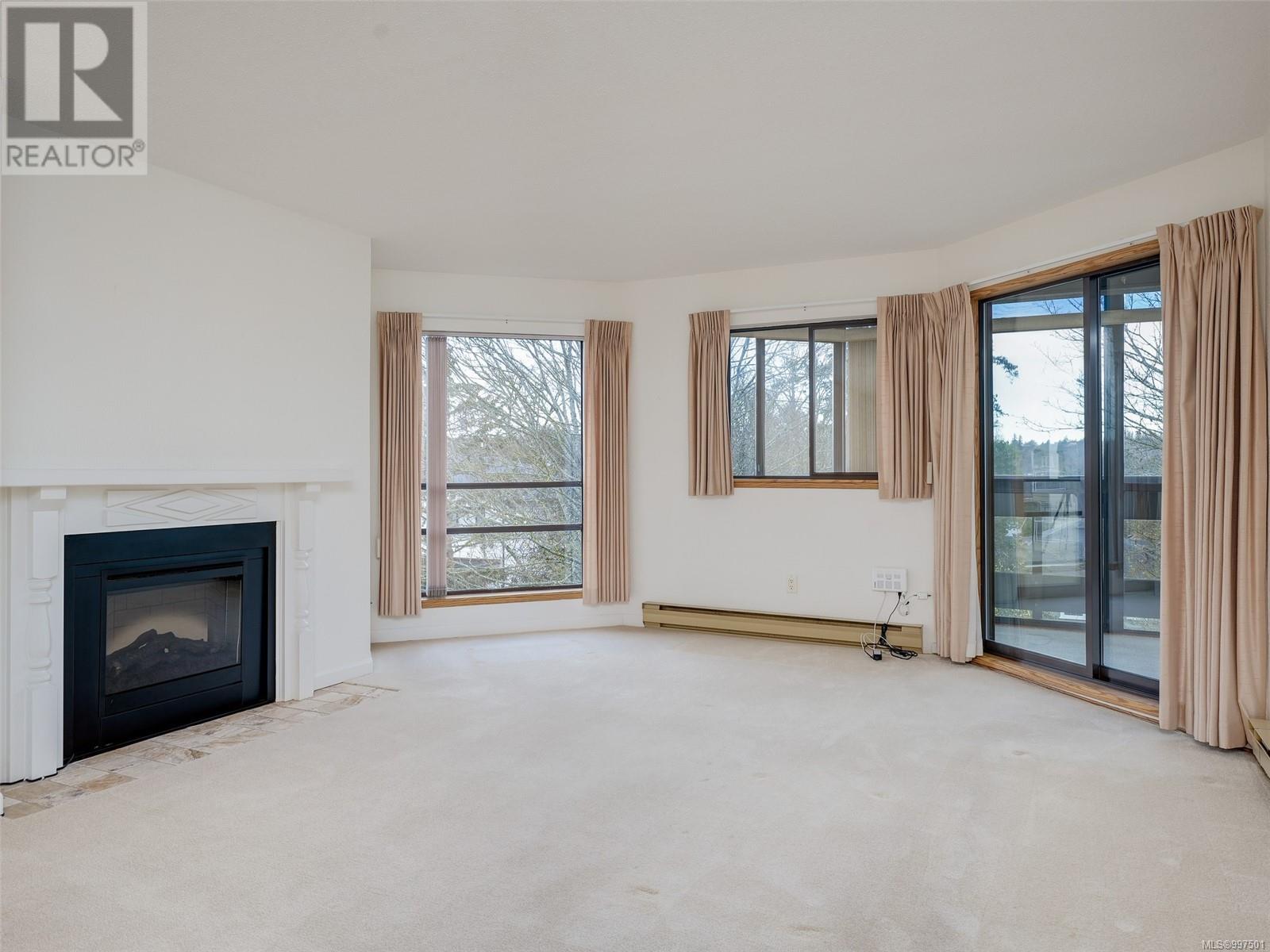 #404 1560 HILLSIDE AVE - Image 3