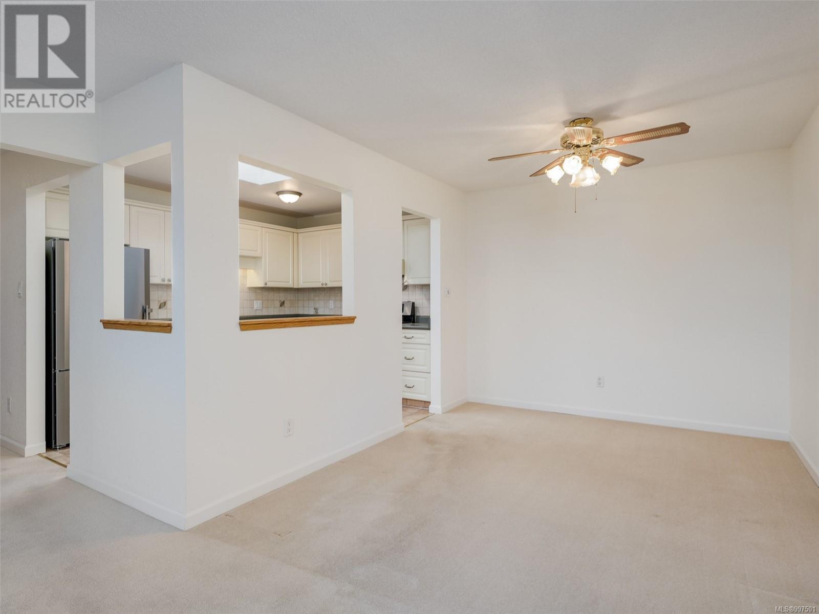 #404 1560 HILLSIDE AVE - Image 8