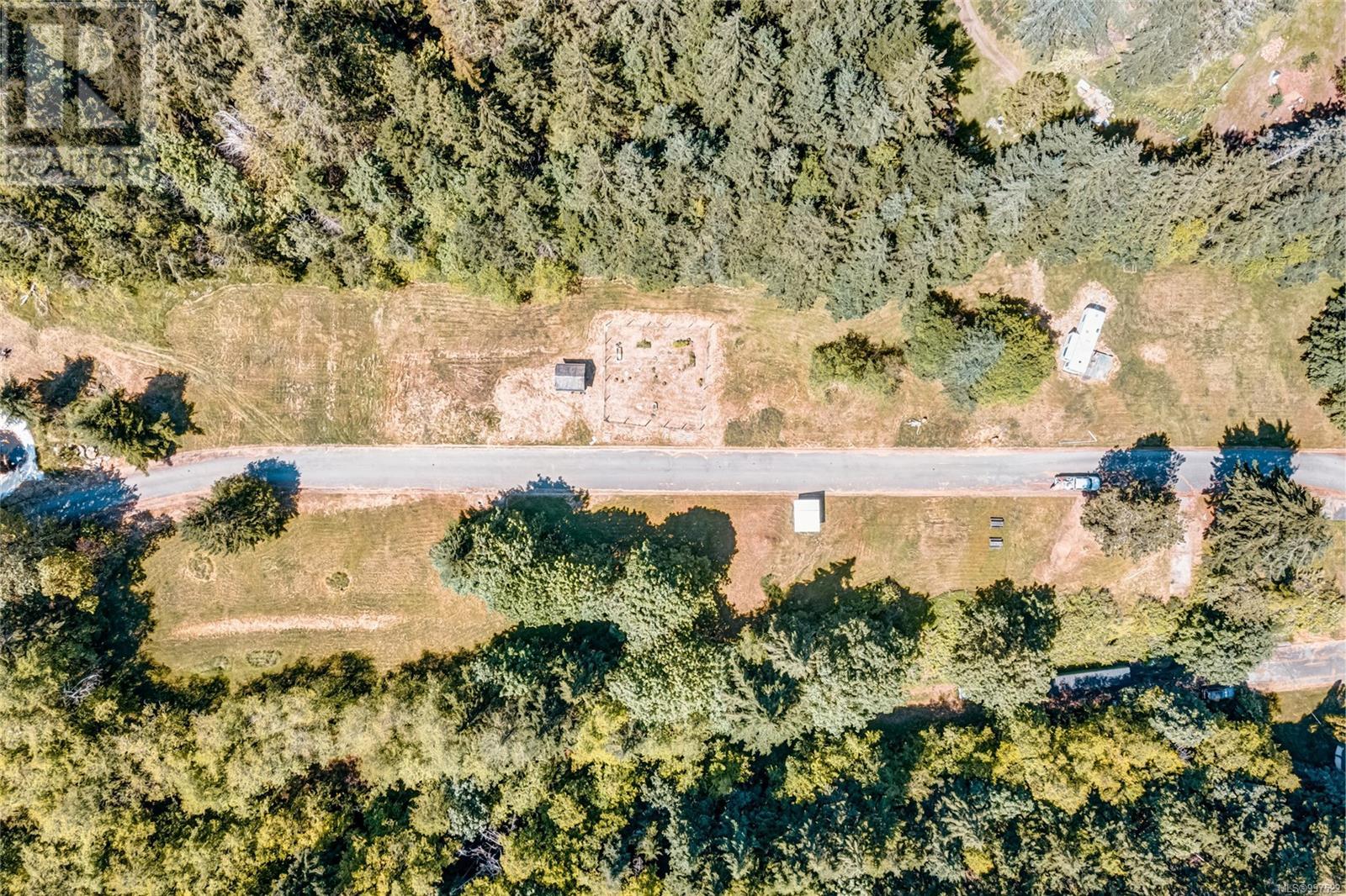 215 Easthom Rd, Gabriola Island