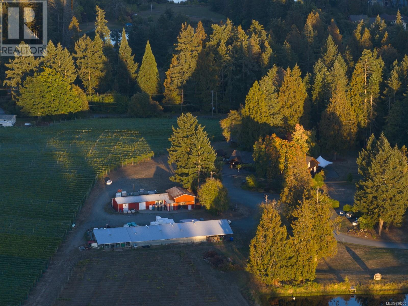  840 Cherry Point Road, Cobble Hill