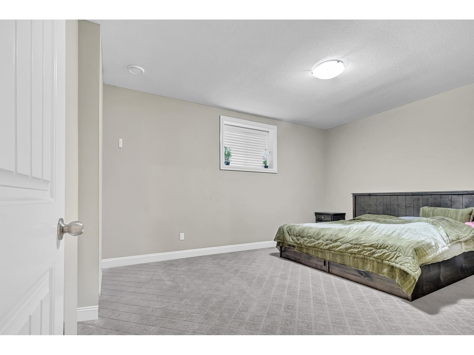 Photo 40 of 5479 124 B Street, Surrey BC