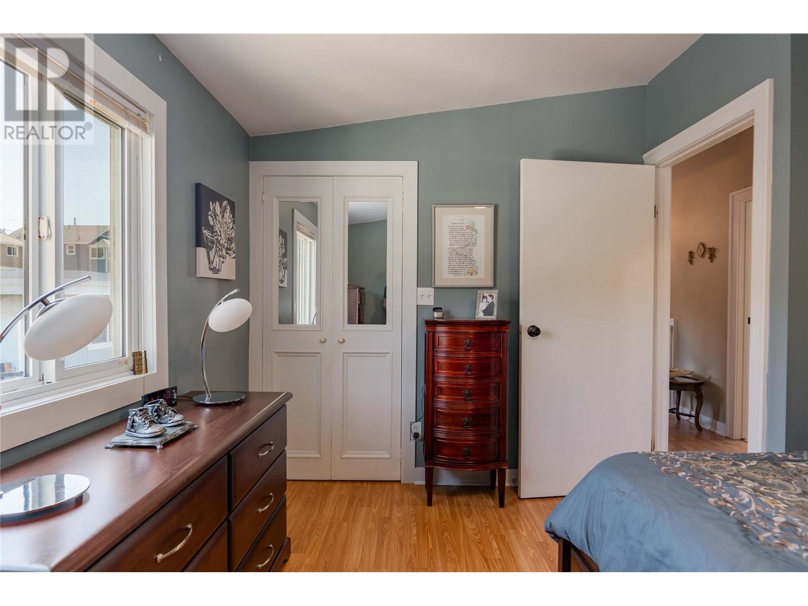 1443 Columbia Avenue, Trail