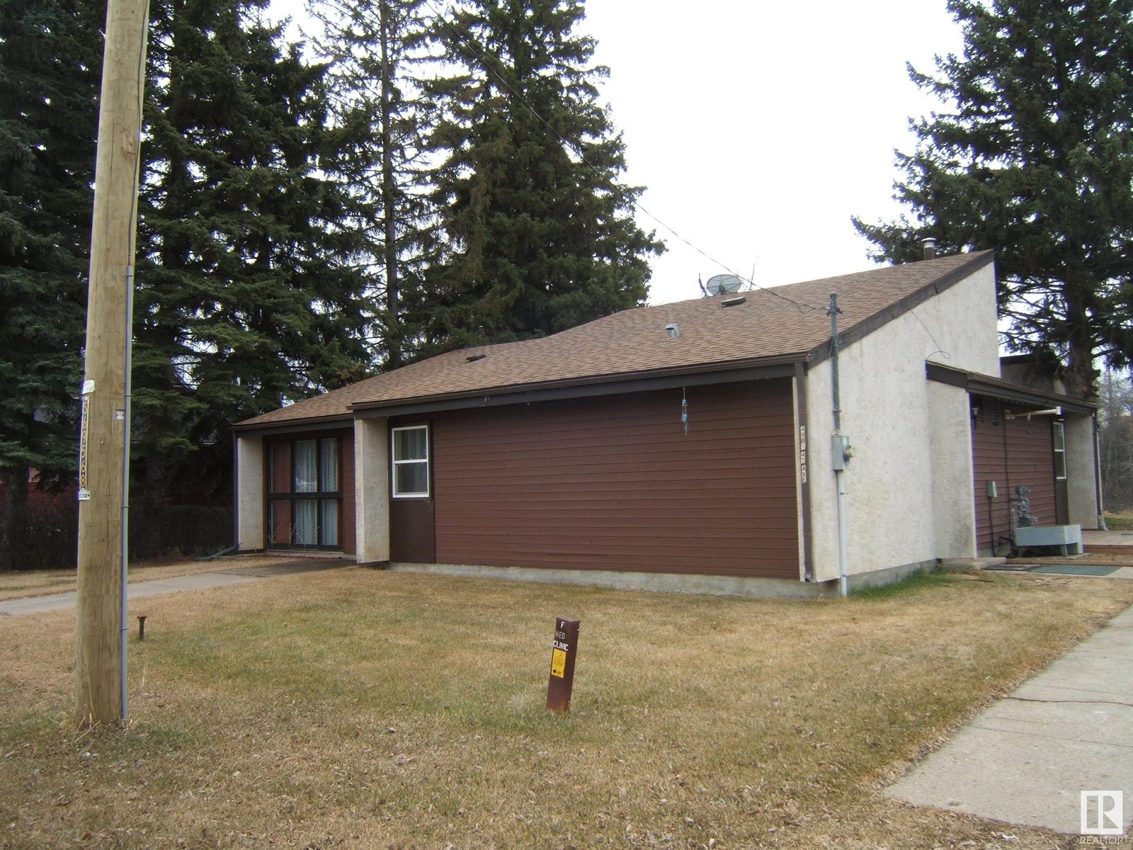 Photo 3 of 4901 47 Av, Myrnam AB