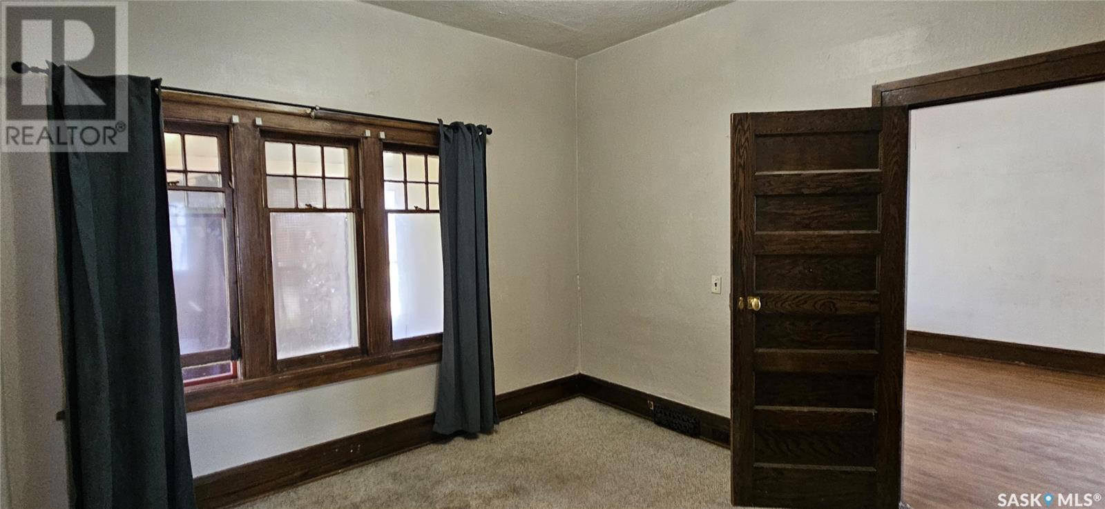 Single Family House Bungalow for Sale in  nd AVENUE NW Swift Current 