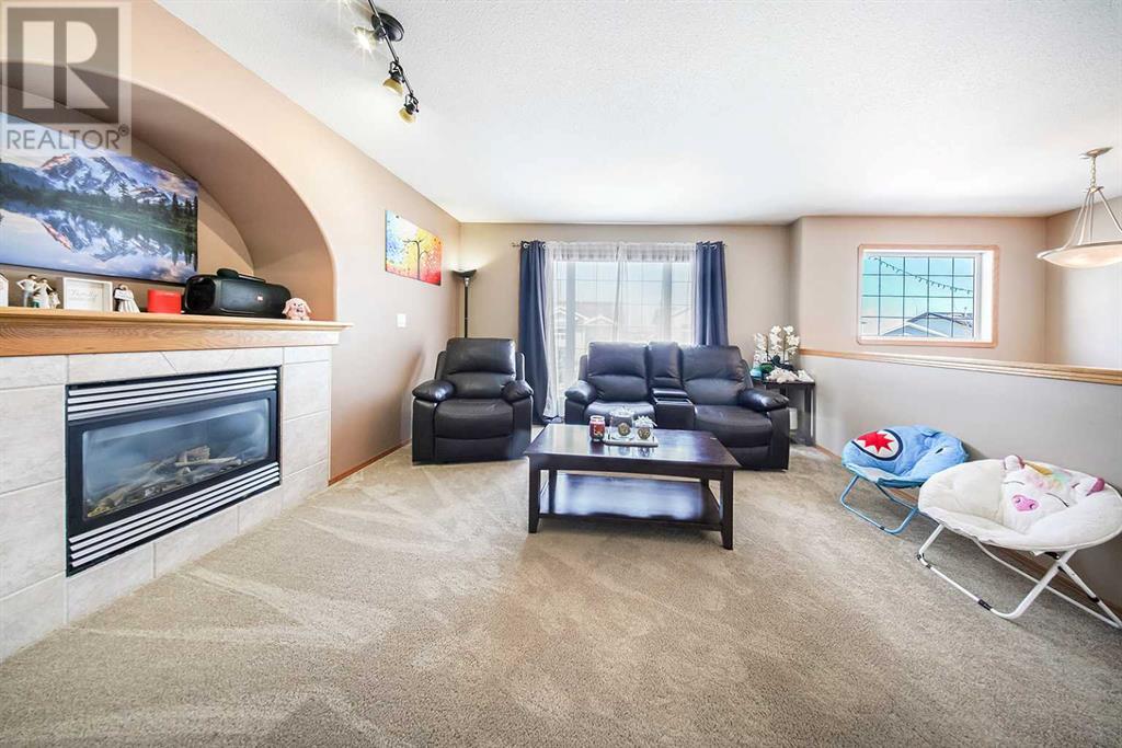 135 Keith Close, Red Deer