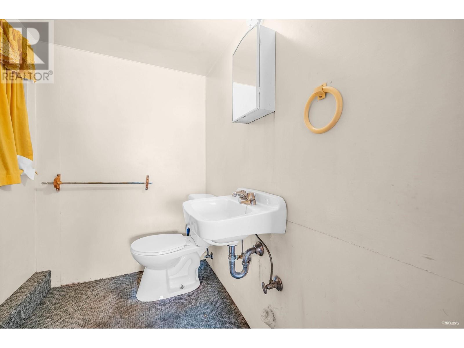 8620 CAMDEN CRESCENT, Richmond real estate listing R2885302