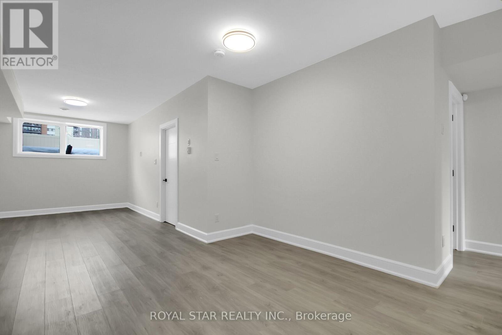 Photo 41 of 549 Mutual Street, Ottawa ON