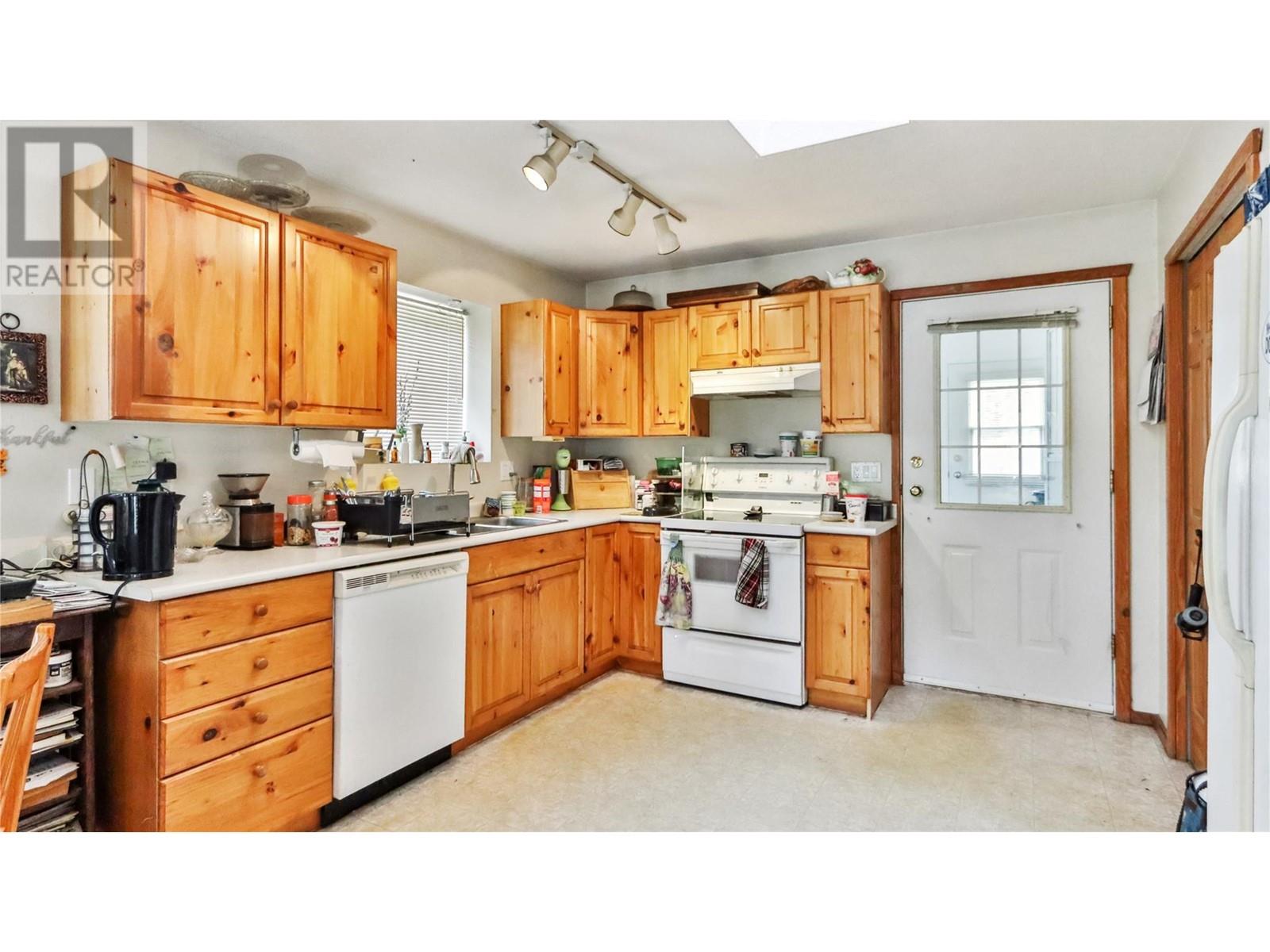 12155 Highway 3 Highway, Greenwood