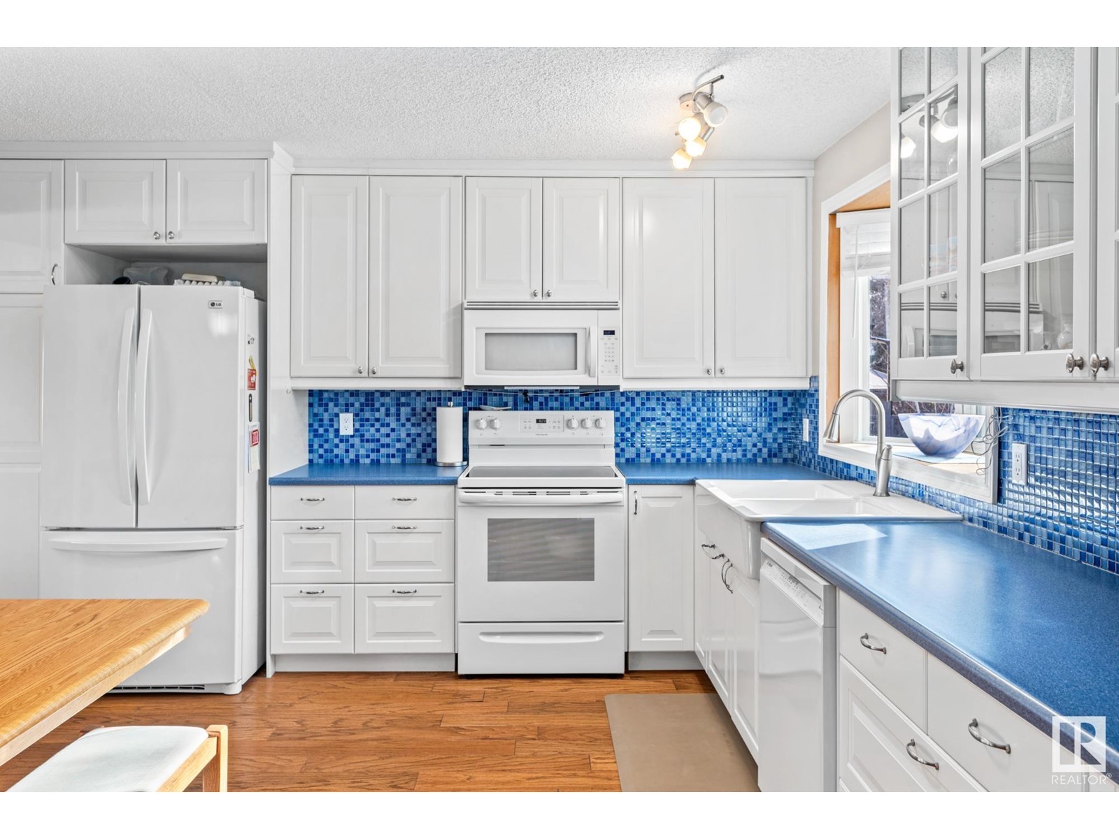 Single Family House Bi-level for Sale in  BANTING PL St. Albert 