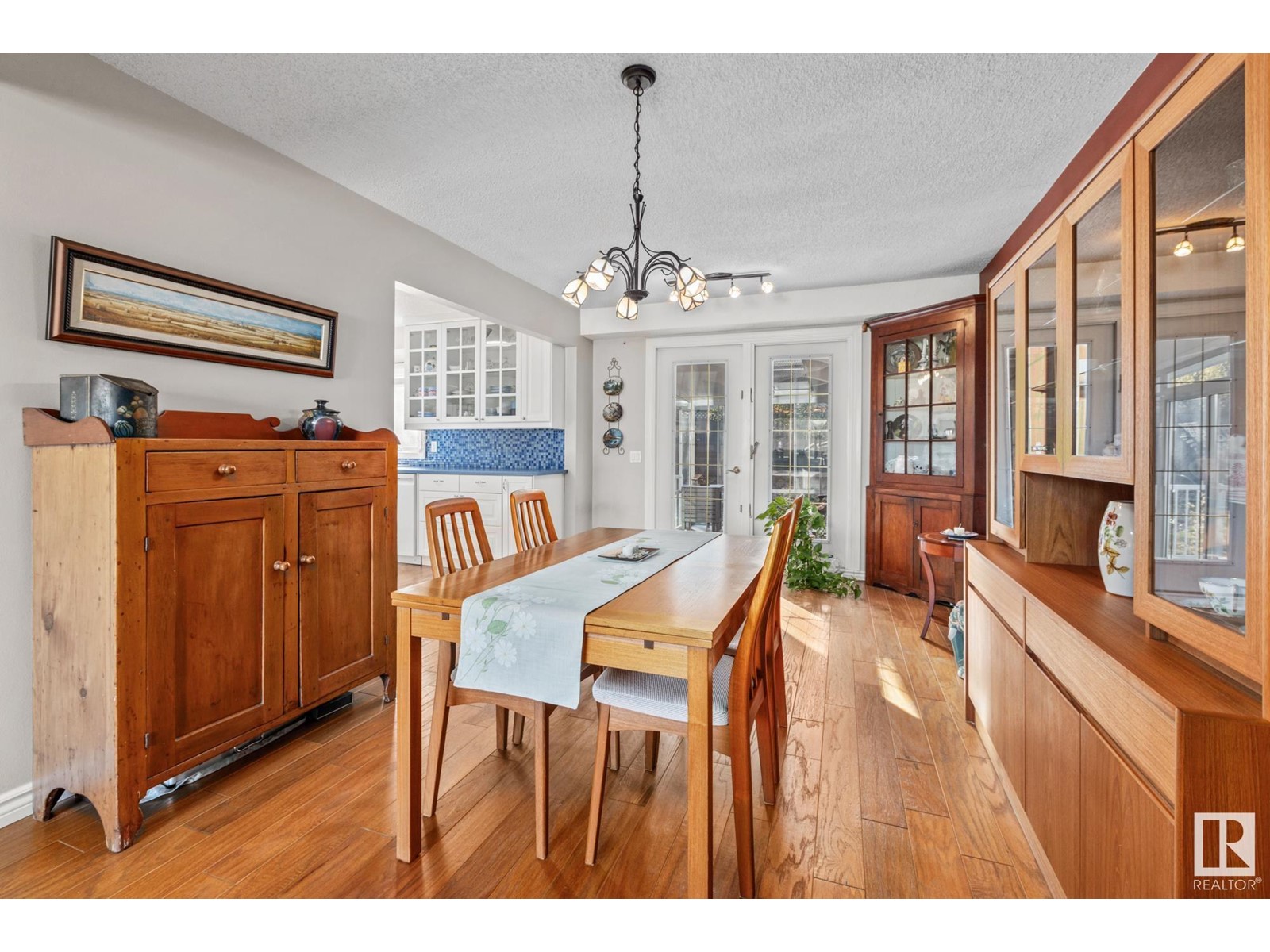 Single Family House Bi-level for Sale in  BANTING PL St. Albert 