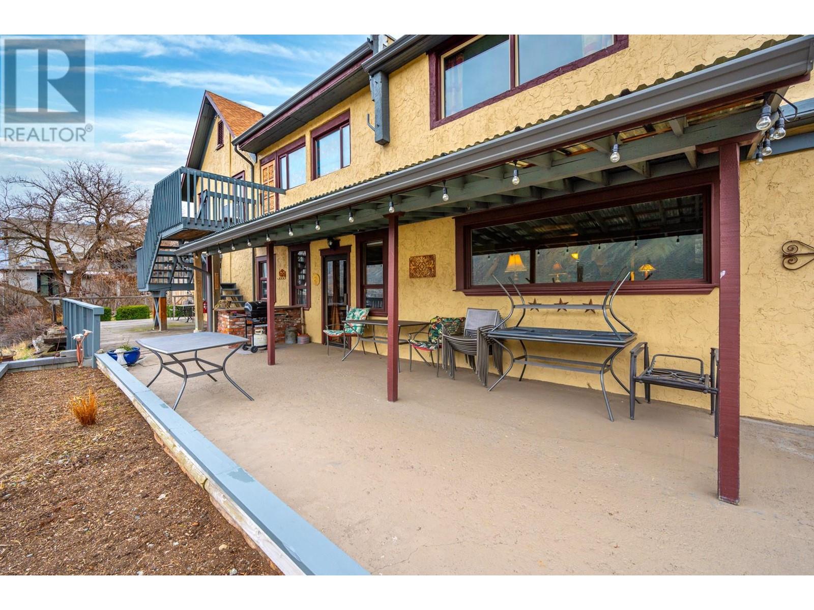 3649 MERRITT-SPENCES BRIDGE Highway, Merritt