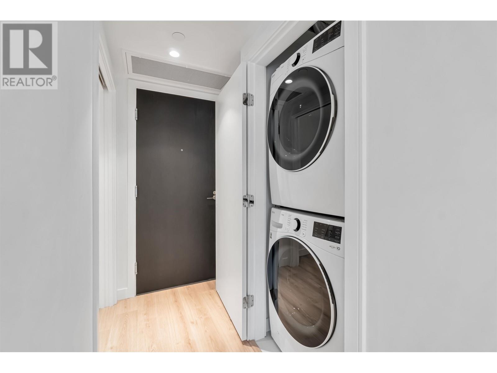 605 1500 FERN STREET, North Vancouver