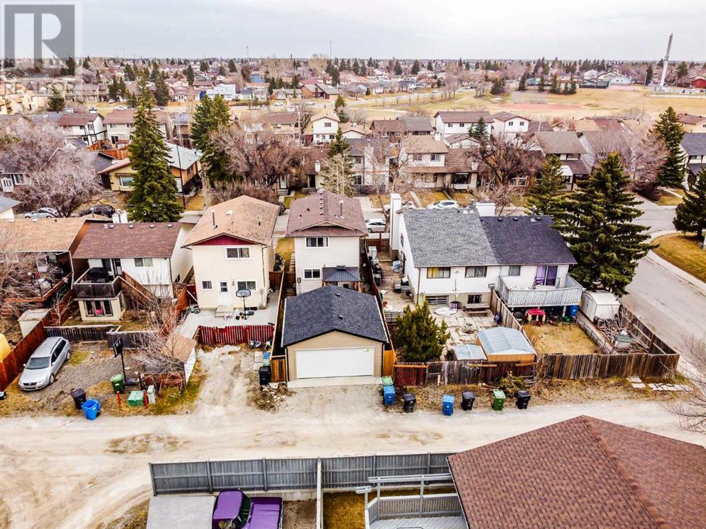 Single Family House for Sale in   Street NE Temple Calgary 