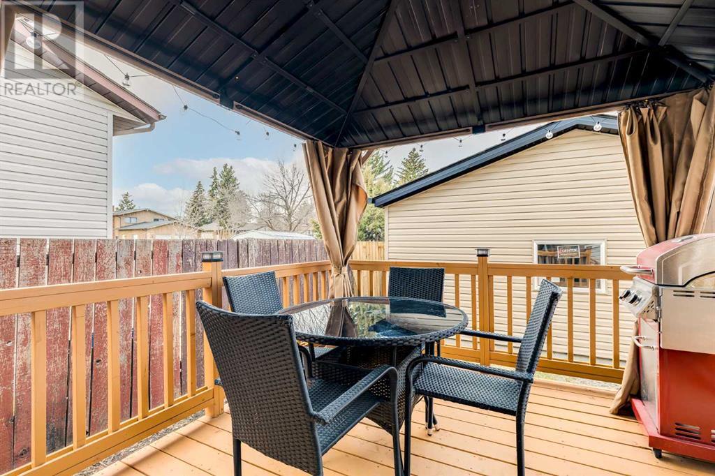 Single Family House for Sale in   Street NE Temple Calgary 