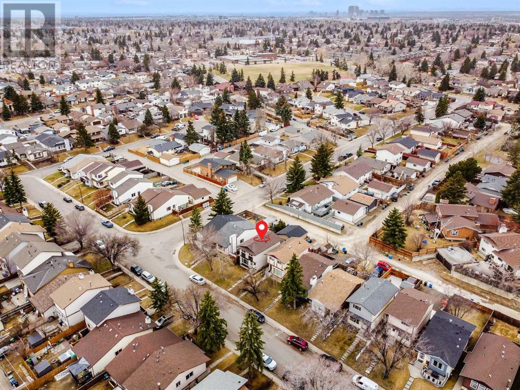 Single Family House for Sale in   Street NE Temple Calgary 