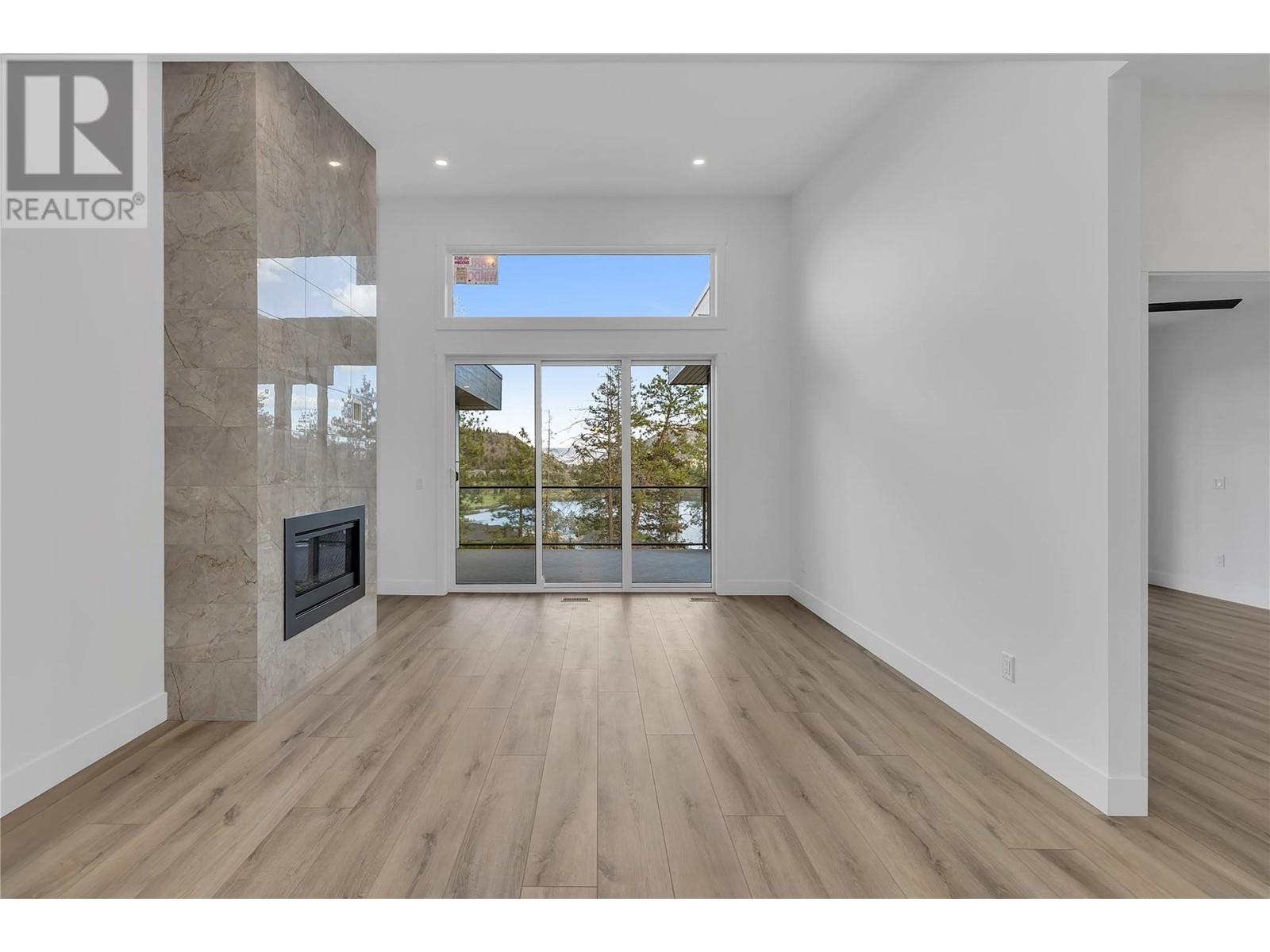 7 2835 Canyon Crest Drive, West Kelowna